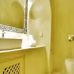 Chroma فندق