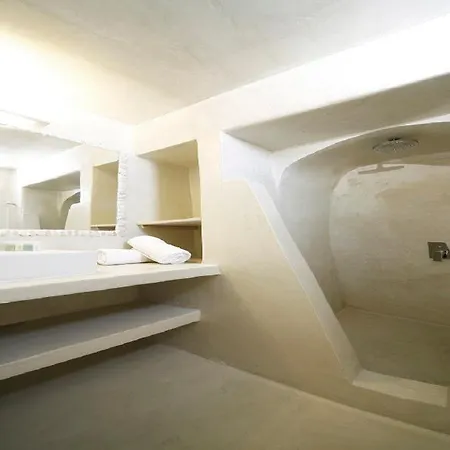 Chroma Hotel Oia