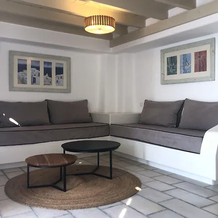 Chroma Oia (Santorini)