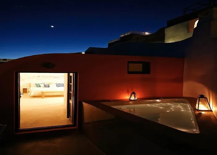 Chroma Oia (Santorini)