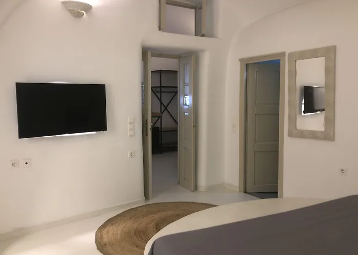 Chroma Oia (Santorini)